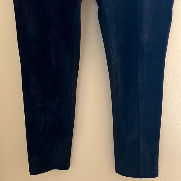◾️CALVIN KLEIN: Women’s XL, power stretch black half faux suede leggings◾️ - Picture 6 of 9